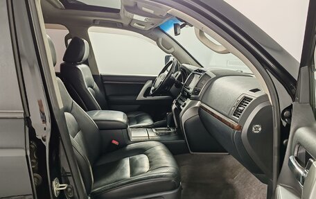 Toyota Land Cruiser 200, 2015 год, 4 550 000 рублей, 23 фотография