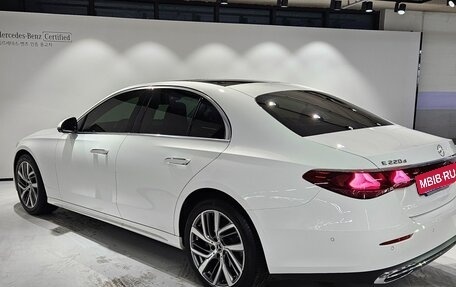 Mercedes-Benz E-Класс, 2025 год, 5 800 001 рублей, 5 фотография