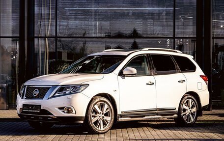 Nissan Pathfinder, 2016 год, 1 795 000 рублей, 1 фотография