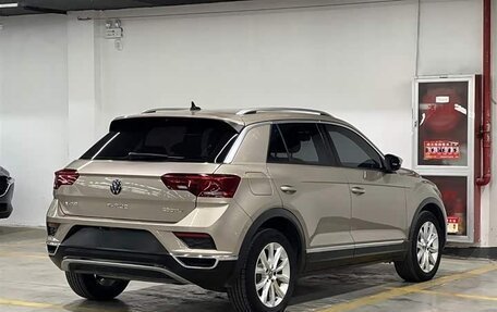 Volkswagen T-Roc I, 2022 год, 1 710 080 рублей, 4 фотография