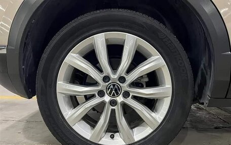 Volkswagen T-Roc I, 2022 год, 1 710 080 рублей, 20 фотография