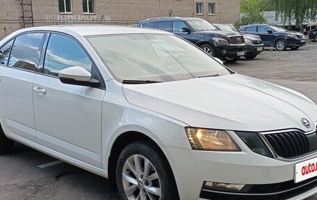 Skoda Octavia, 2017 год, 1 610 000 рублей, 2 фотография