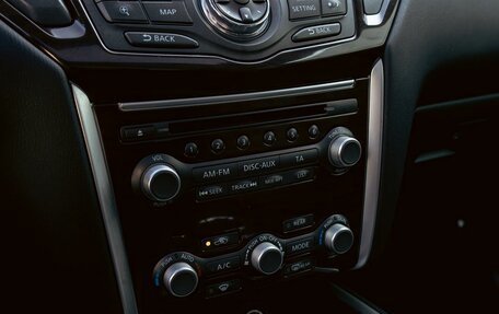 Nissan Pathfinder, 2016 год, 1 795 000 рублей, 15 фотография