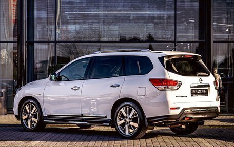 Nissan Pathfinder, 2016 год, 1 795 000 рублей, 4 фотография