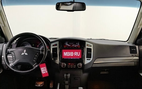 Mitsubishi Pajero IV, 2018 год, 3 200 000 рублей, 14 фотография