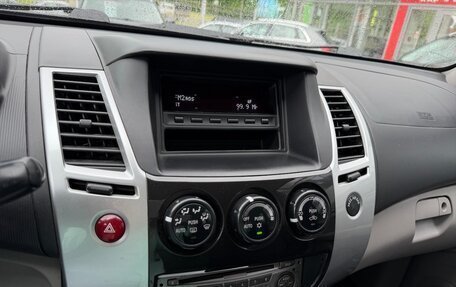 Mitsubishi Pajero Sport II рестайлинг, 2011 год, 1 790 000 рублей, 9 фотография