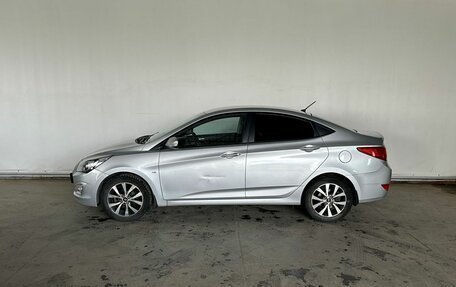 Hyundai Solaris II рестайлинг, 2015 год, 1 397 000 рублей, 8 фотография