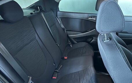 Hyundai Solaris II рестайлинг, 2015 год, 1 397 000 рублей, 10 фотография