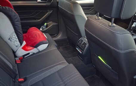 Volkswagen Passat B8 рестайлинг, 2020 год, 3 700 000 рублей, 13 фотография