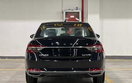 Skoda Superb, 2026 год, 3 300 000 рублей, 5 фотография