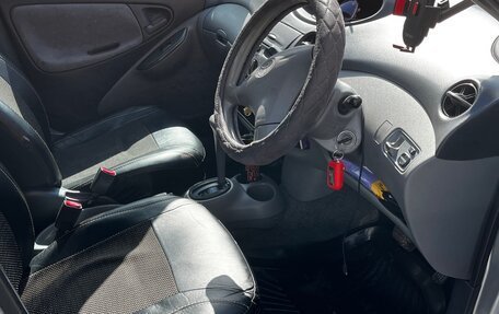 Toyota Vitz, 2000 год, 450 000 рублей, 6 фотография