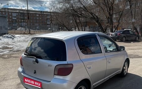 Toyota Vitz, 2000 год, 450 000 рублей, 3 фотография