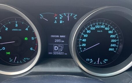 Toyota Land Cruiser 200, 2011 год, 3 000 000 рублей, 3 фотография