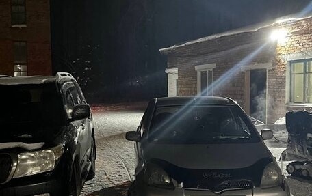 Toyota Vitz, 2000 год, 450 000 рублей, 10 фотография