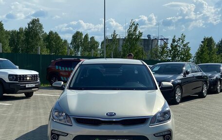 KIA Rio IV, 2019 год, 1 700 000 рублей, 3 фотография