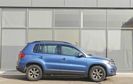 Volkswagen Tiguan I, 2011 год, 599 000 рублей, 3 фотография