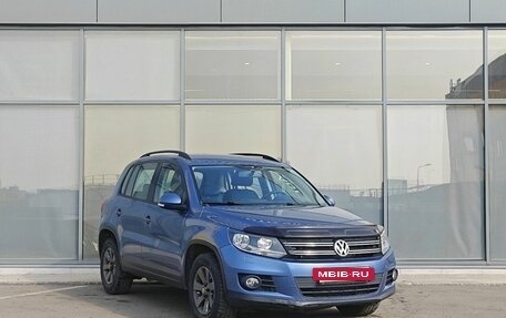 Volkswagen Tiguan I, 2011 год, 599 000 рублей, 2 фотография