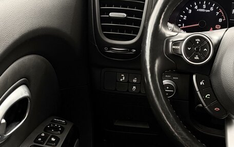 KIA Soul II рестайлинг, 2019 год, 2 057 000 рублей, 15 фотография