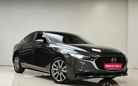 Mazda 3, 2023 год, 1 600 000 рублей, 3 фотография