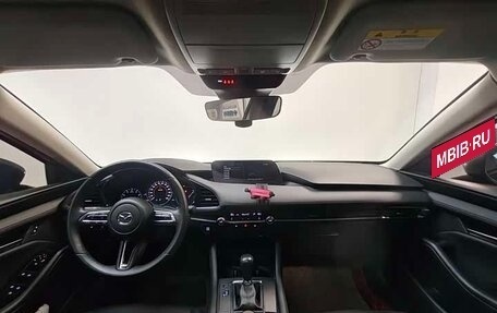 Mazda 3, 2023 год, 1 600 000 рублей, 8 фотография