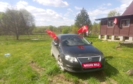 Volkswagen Passat B6, 2006 год, 450 000 рублей, 3 фотография
