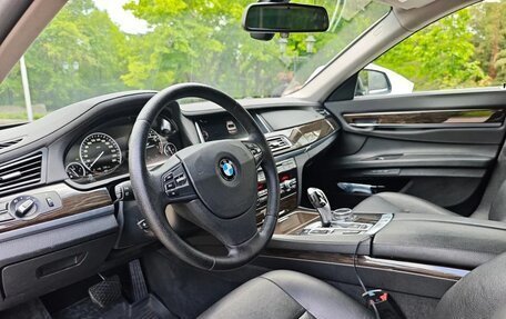 BMW 7 серия, 2014 год, 1 890 000 рублей, 7 фотография