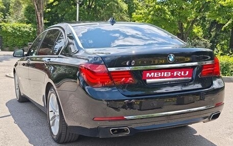 BMW 7 серия, 2014 год, 1 890 000 рублей, 3 фотография