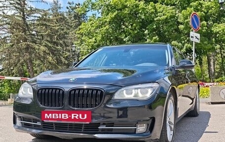 BMW 7 серия, 2014 год, 1 890 000 рублей, 2 фотография