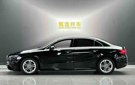 Mercedes-Benz A-Класс, 2024 год, 2 200 000 рублей, 9 фотография