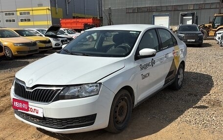 Skoda Rapid I, 2019 год, 910 000 рублей, 3 фотография