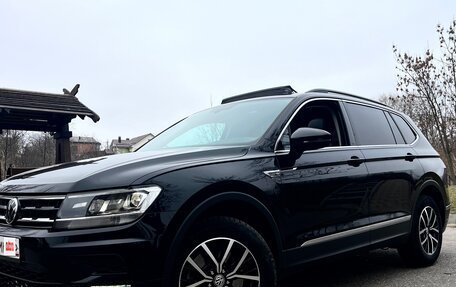 Volkswagen Tiguan II, 2021 год, 3 220 000 рублей, 1 фотография