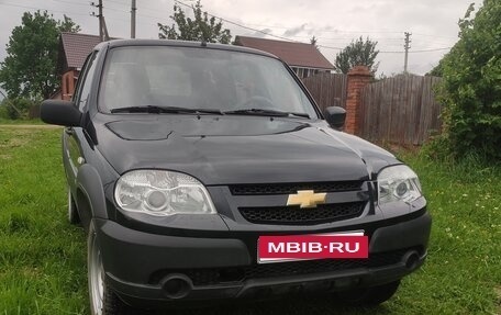 Chevrolet Niva I рестайлинг, 2018 год, 725 000 рублей, 1 фотография