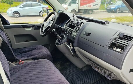 Volkswagen Transporter T5 рестайлинг, 2012 год, 990 000 рублей, 10 фотография