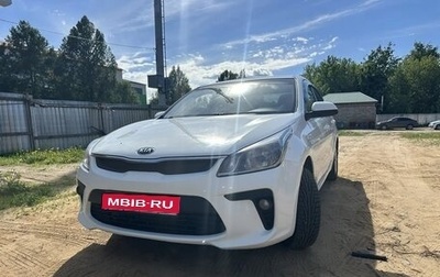 KIA Rio IV, 2018 год, 900 000 рублей, 1 фотография