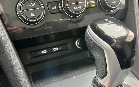 Volkswagen Tiguan II, 2021 год, 3 220 000 рублей, 8 фотография