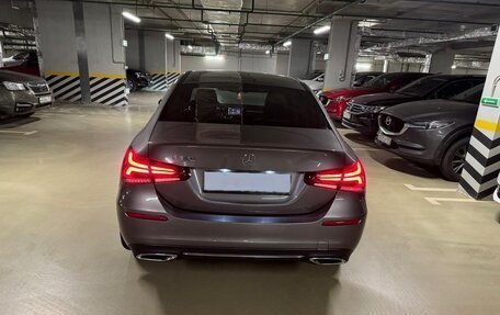 Mercedes-Benz A-Класс, 2018 год, 2 250 000 рублей, 5 фотография