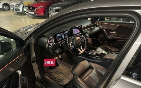 Mercedes-Benz A-Класс, 2018 год, 2 250 000 рублей, 7 фотография