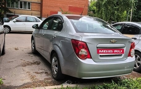 Chevrolet Aveo III, 2013 год, 800 000 рублей, 4 фотография