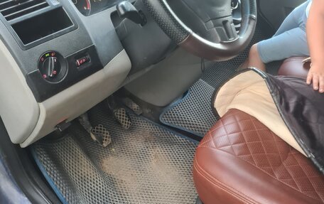 Volkswagen Caravelle T5, 2011 год, 1 300 000 рублей, 16 фотография