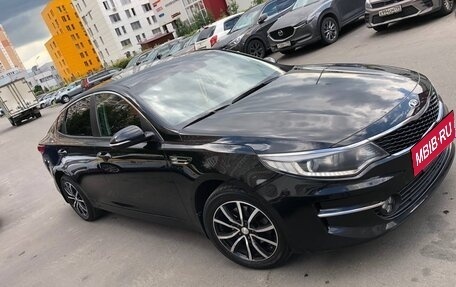 KIA Optima IV, 2017 год, 1 650 000 рублей, 2 фотография