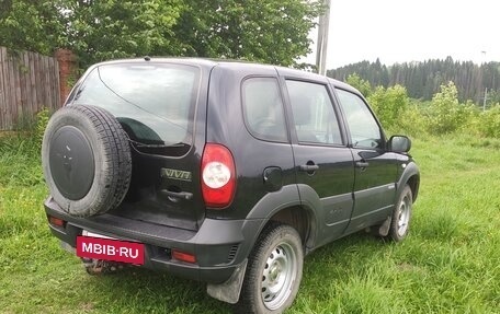 Chevrolet Niva I рестайлинг, 2018 год, 725 000 рублей, 3 фотография