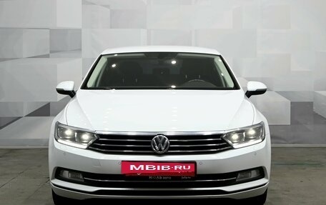 Volkswagen Passat B8 рестайлинг, 2016 год, 1 830 000 рублей, 2 фотография
