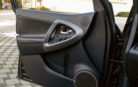 Toyota RAV4, 2013 год, 12 фотография