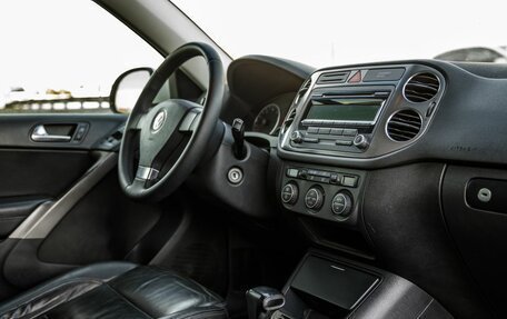 Volkswagen Tiguan I, 2009 год, 998 000 рублей, 29 фотография