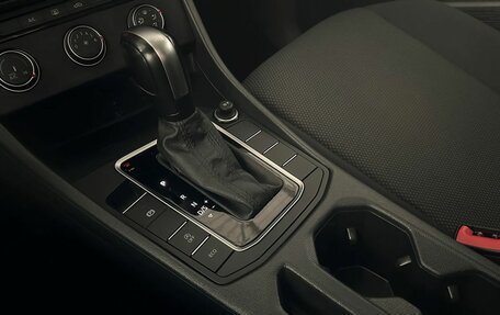 Volkswagen Jetta VII, 2020 год, 1 830 000 рублей, 15 фотография