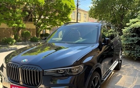 BMW X7, 2020 год, 5 750 000 рублей, 2 фотография