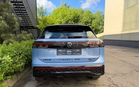 Volkswagen Tiguan, 2025 год, 4 900 000 рублей, 7 фотография