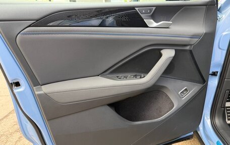 Volkswagen Tiguan, 2025 год, 4 900 000 рублей, 11 фотография