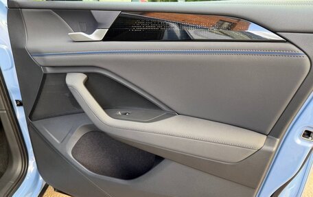 Volkswagen Tiguan, 2025 год, 4 900 000 рублей, 25 фотография