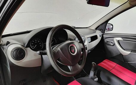 Renault Sandero I, 2013 год, 550 000 рублей, 20 фотография